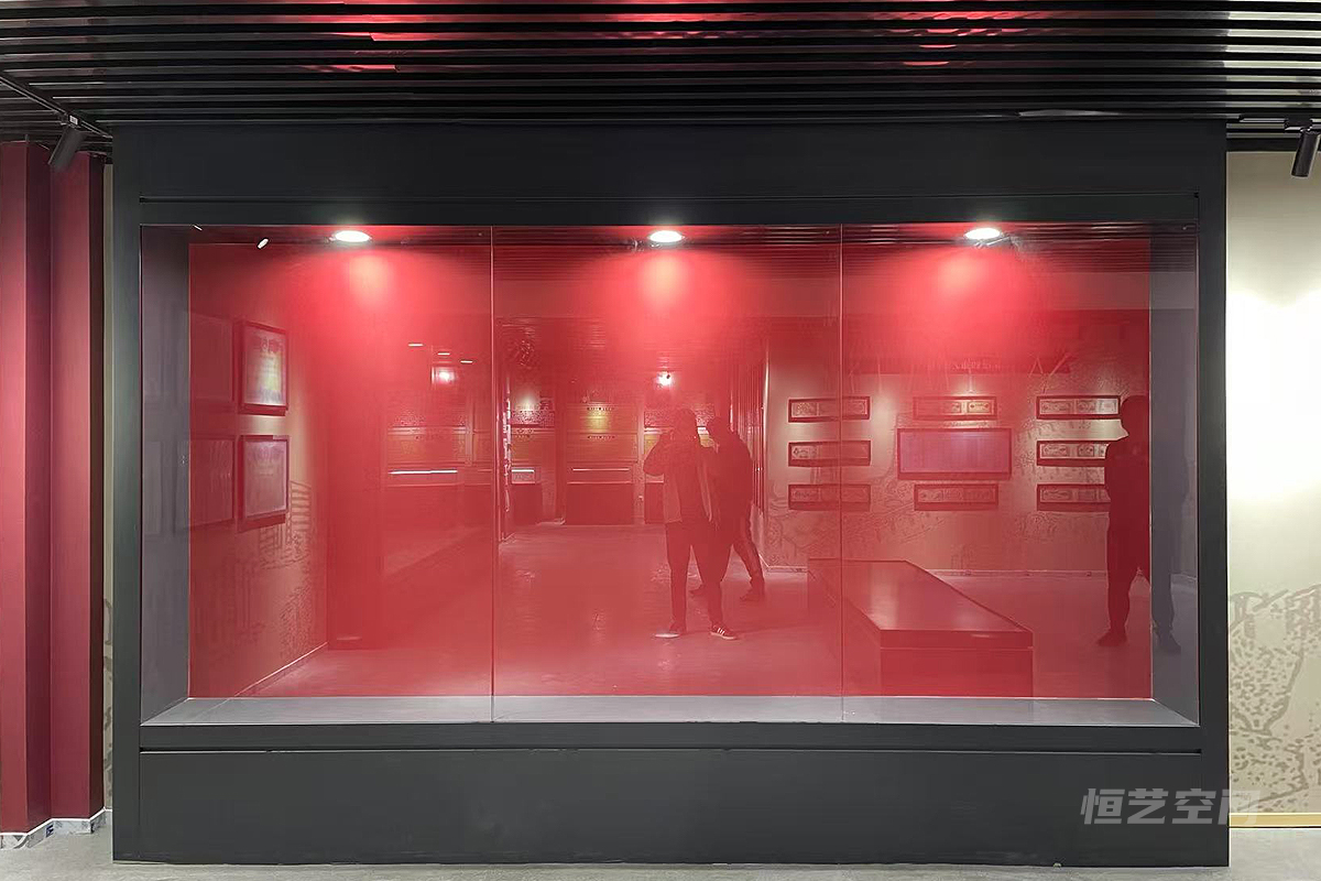 沿墙博物馆展柜